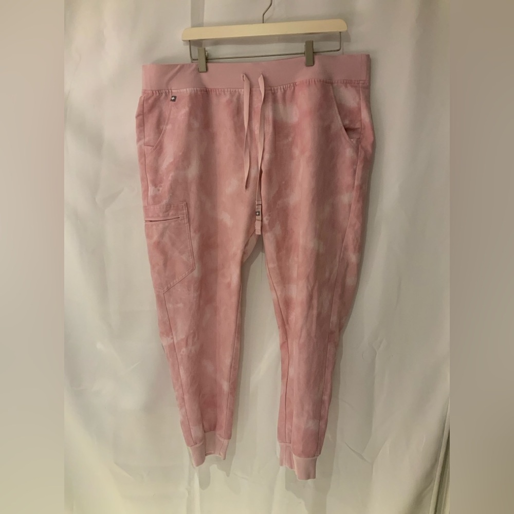 Figs technical collection pink tie dyed scrub pants size XXL